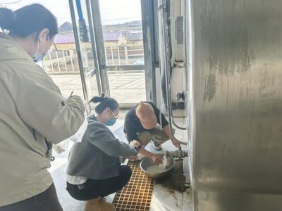 保障奶源安全，筑牢健康防線——自治區監測機構赴我旗開展生鮮乳質量安全專項監測